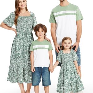 Family Matching Outfits Boho Floral Print Square Neck Puff Sleeve Smocked Dress and Short Sleeve T-Shirts Matching Set Family Matching Outfits Boho Floral Print Square Neck Puff Sleeve Smocked Dress and Short Sleeve T-Shirts Matching Set