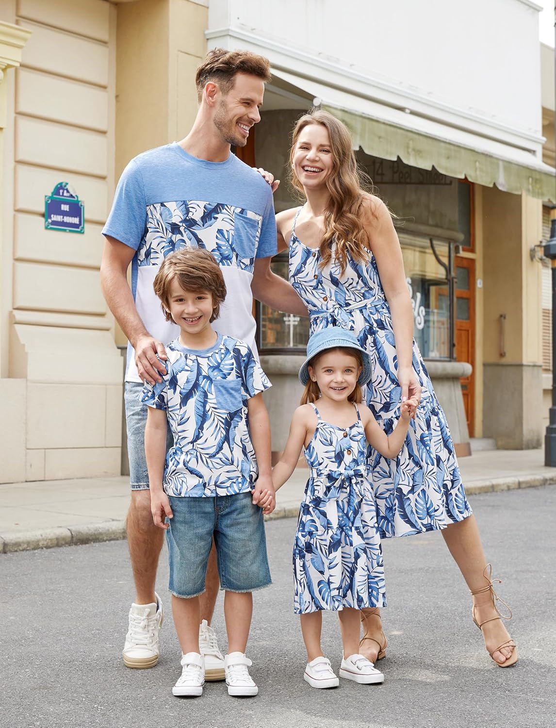 Family Matching Outfits Mommy and Me Dresses Spaghetti Sleeveless Summer Vacation Hawaiian Dress and T-Shirts Sets Family Matching Outfits Mommy and Me Dresses Spaghetti Sleeveless Summer Vacation Hawaiian Dress and T-Shirts Sets