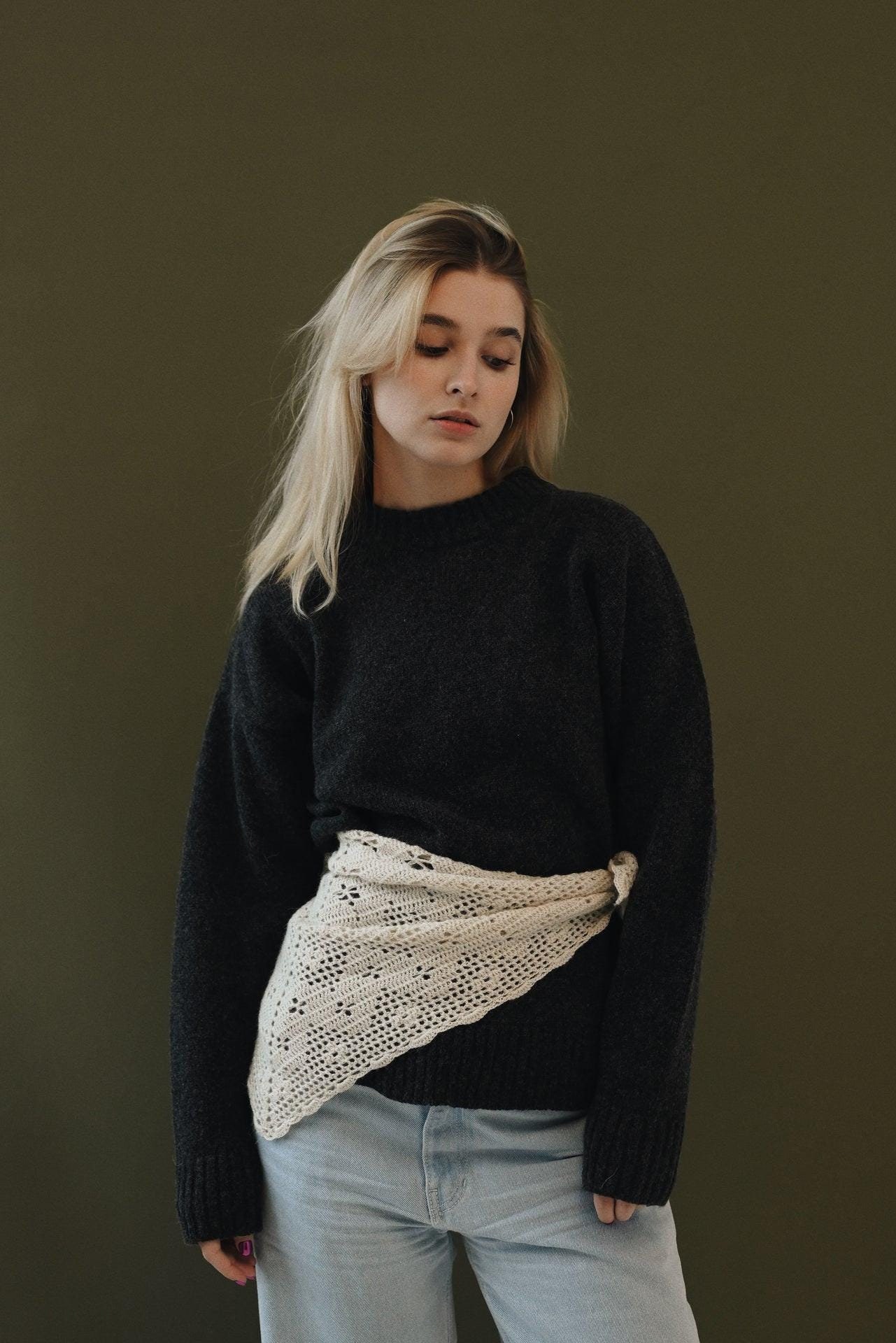 Hand Knitted Alpaca Wool Headscarf: Light Grey Lace Triangle Shawl