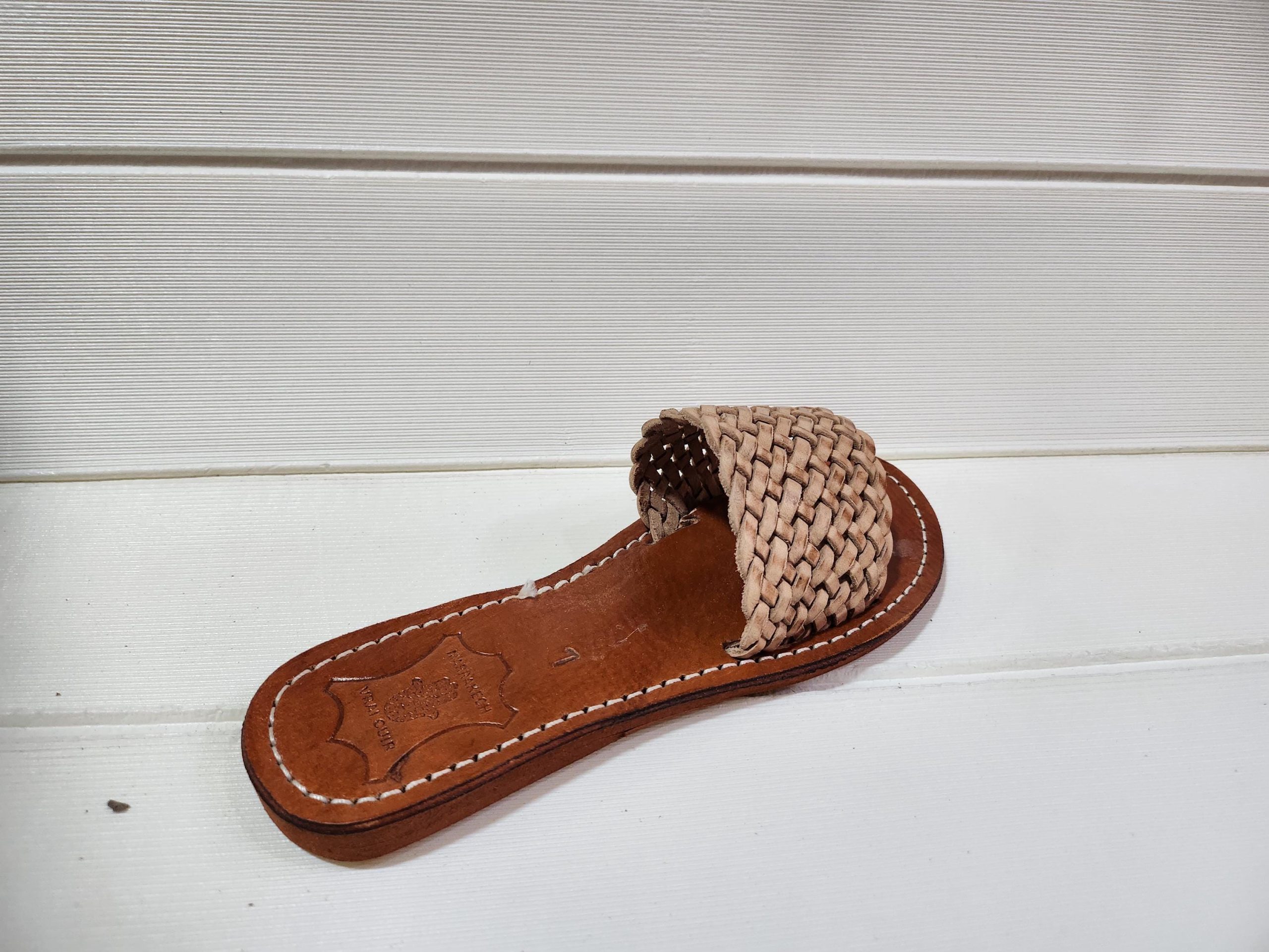 Handmade Moroccan Braided Leather Sandals For Women – Natural Woven Flat Slides – Artisan Marrakech Shoes – Summer Boho Slip-on Flats